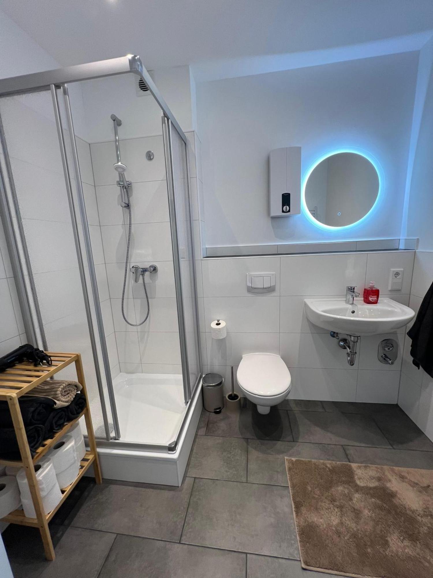 Gemuetliche 3-Zimmer-Wohnung Mit Panoramablick Und Kostenlosem Ueberdachten Parkplatz 温特贝格 外观 照片