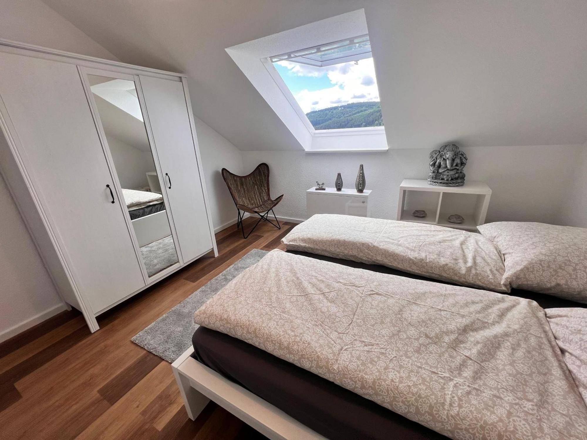 Gemuetliche 3-Zimmer-Wohnung Mit Panoramablick Und Kostenlosem Ueberdachten Parkplatz 温特贝格 外观 照片