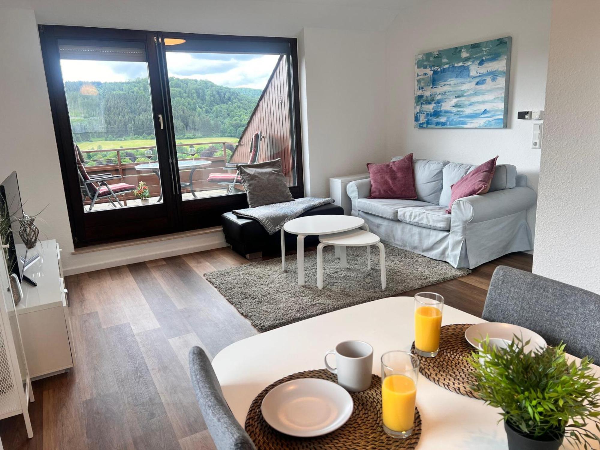 Gemuetliche 3-Zimmer-Wohnung Mit Panoramablick Und Kostenlosem Ueberdachten Parkplatz 温特贝格 外观 照片